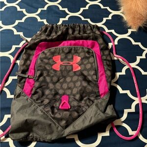 UA pink and gray string bag